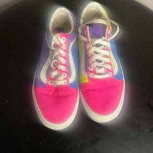 Van multicolor low top sneaker size 10